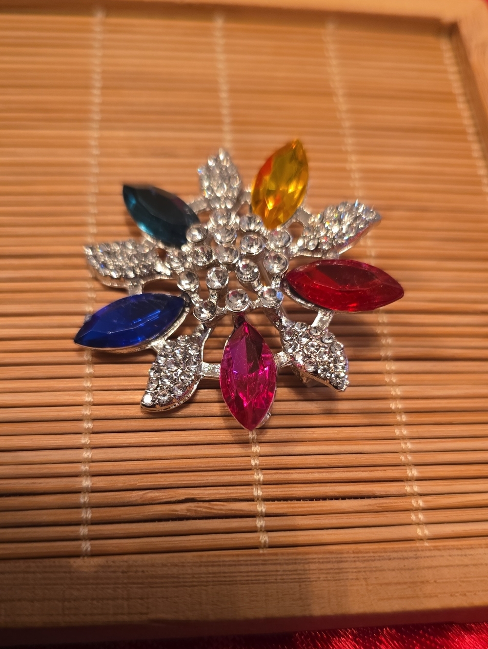 Multicolor Crystal Flower Brooch - Women Jewelry